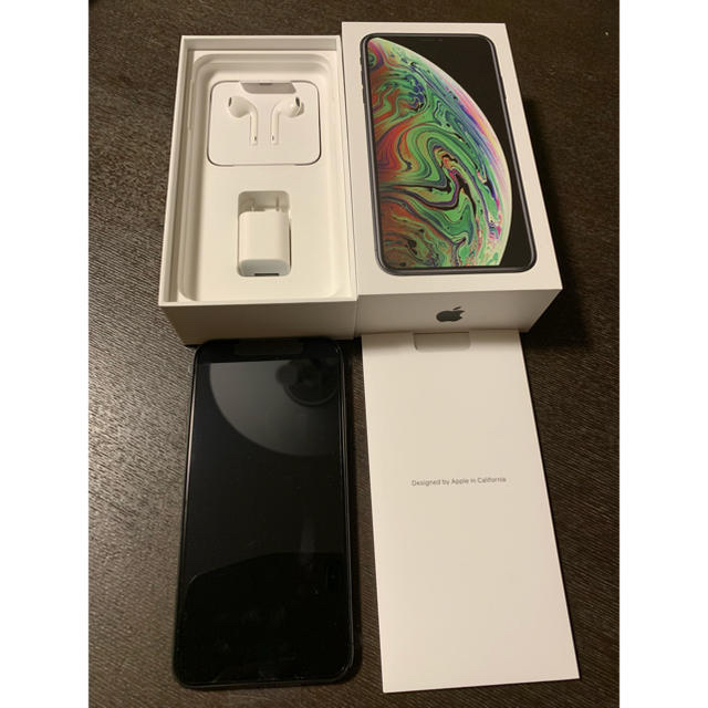 Apple(アップル)の新品  iPhone xs max  256ギガ  SIMフリー  ドコモ スマホ/家電/カメラのスマートフォン/携帯電話(スマートフォン本体)の商品写真