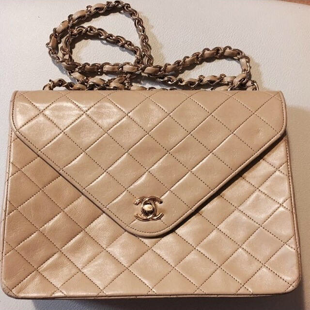 CHANEL マトラッセ ショルダーバッグ