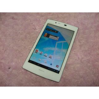 エヌティティドコモ(NTTdocomo)のdocomo NEC MEDIAS N-08D Silky White16GB(タブレット)