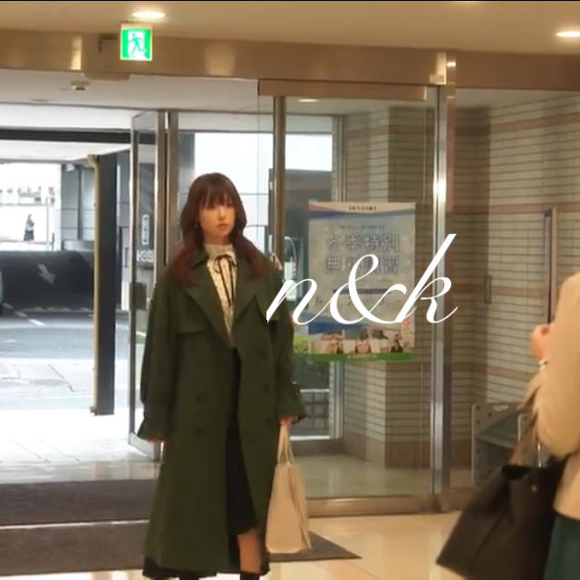 深キョン着用色違い♡MOUSSY over silhouette trench