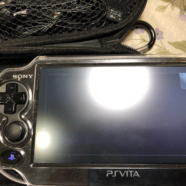 PS vita PCH1000 3Gモデル 32GBカード付き 3