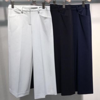 セオリーリュクス(Theory luxe)のtheory luxe ワイドクロップドパンツ 新品未使用タグ付き(クロップドパンツ)