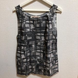 マルニ(Marni)のMARNI ノースリーブトップス(カットソー(半袖/袖なし))