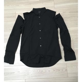 コムデギャルソン(COMME des GARCONS)のCOMME des GARCONS HOMME PLUS 肩解れシャツ(シャツ)