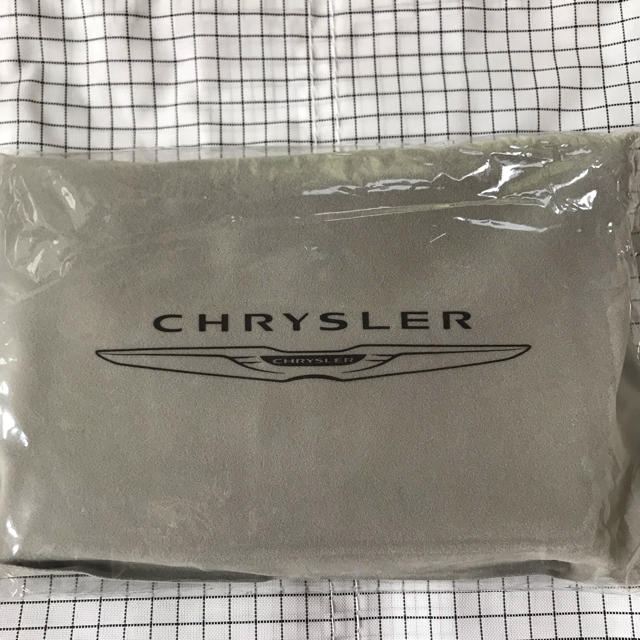 Chrysler(クライスラー)のトラベルピローセット インテリア/住まい/日用品の日用品/生活雑貨/旅行(旅行用品)の商品写真