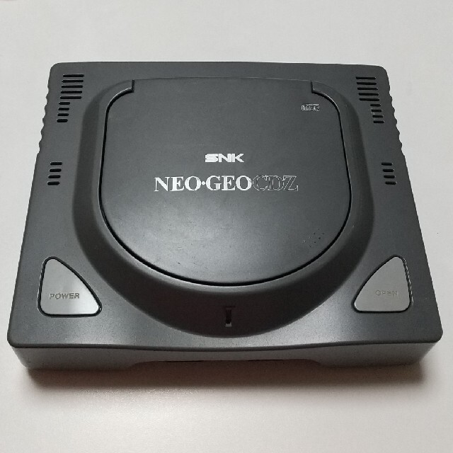 NEOGEO(ネオジオ)の【激レア】ネオジオCDZ＆ソフト16本セット エンタメ/ホビーのゲームソフト/ゲーム機本体(家庭用ゲームソフト)の商品写真