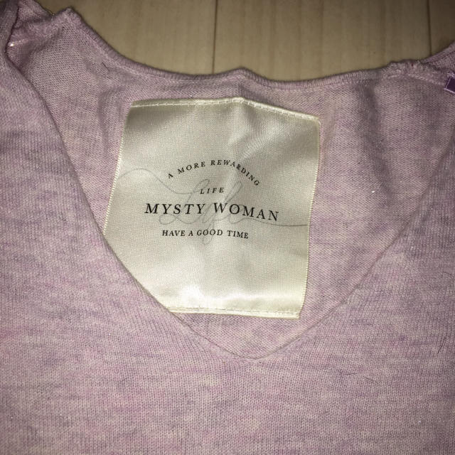 mysty woman(ミスティウーマン)の薄手ニット レディースのトップス(Tシャツ(半袖/袖なし))の商品写真