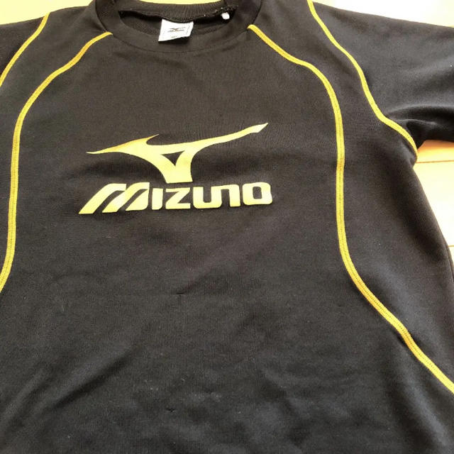 MIZUNO(ミズノ)のミズノ プラＴシャツ 140㎝ ブラック×ゴールド スポーツ/アウトドアの野球(ウェア)の商品写真