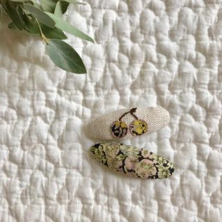 ボンポワン(Bonpoint)のcherry&liberty pin🍒set(ファッション雑貨)