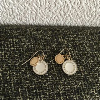 マークバイマークジェイコブス(MARC BY MARC JACOBS)のマークバイ ピアス(ピアス(両耳用))