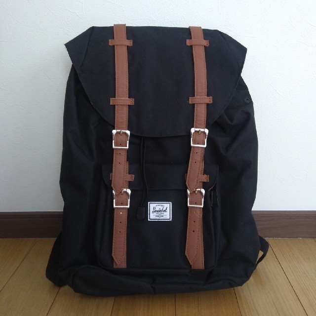 HERSCHEL(ハーシェル)のハーシェル　リトルアメリカ　ミッドボリューム レディースのバッグ(リュック/バックパック)の商品写真