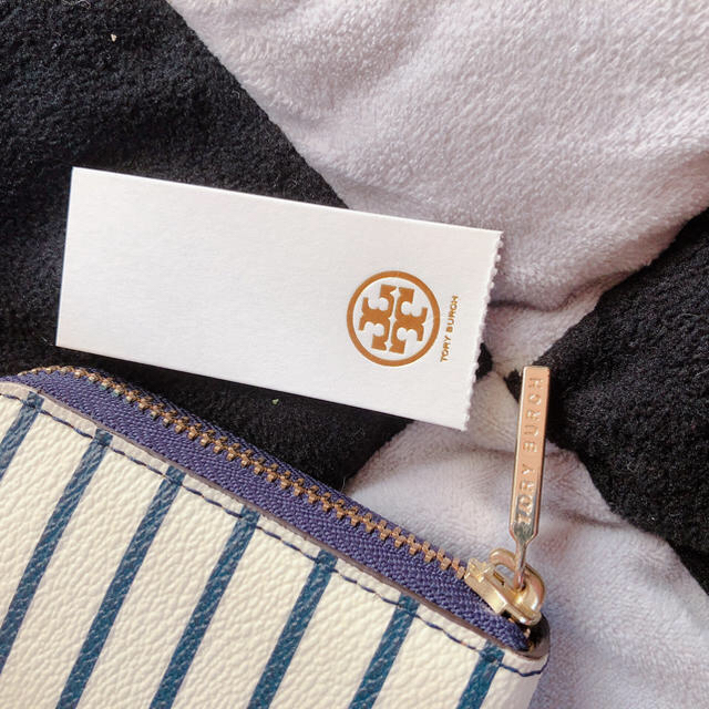 Tory Burch(トリーバーチ)のお値下げ中！ 【トリーバーチ】ラウンドファスナー 長財布  レディースのファッション小物(財布)の商品写真