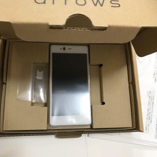 フジツウ(富士通)のARROWS m04 Premium  専用ページ(スマートフォン本体)