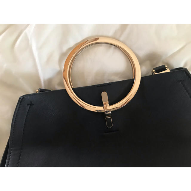 ZARA(ザラ)のZARA バッグ レディースのバッグ(ショルダーバッグ)の商品写真