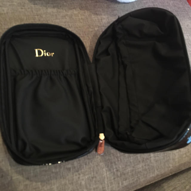 Dior(ディオール)のDior 新品♡ブラックポーチ レディースのファッション小物(ポーチ)の商品写真