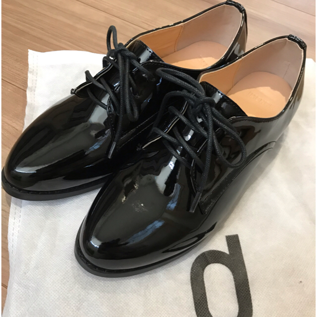 dholic(ディーホリック)のdholic☆エナメルオックスフォードシューズ 黒 レディースの靴/シューズ(ローファー/革靴)の商品写真