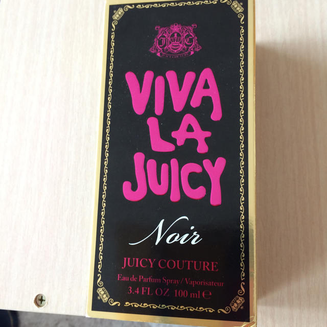 香水  ヴィバラ ジューシー Viva La Juicy