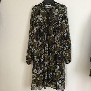 ザラ(ZARA)のZARA  ボタニカル シフォン ワンピース(ひざ丈ワンピース)