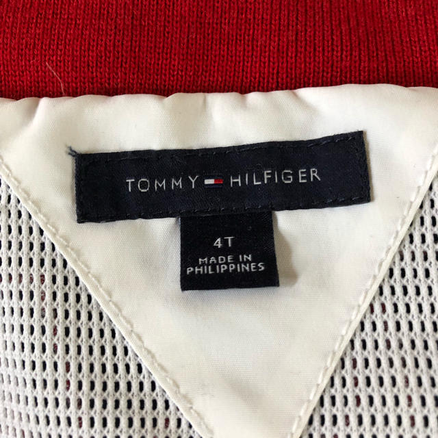 TOMMY HILFIGER(トミーヒルフィガー)のキッズ ブルゾン キッズ/ベビー/マタニティのキッズ服男の子用(90cm~)(ジャケット/上着)の商品写真