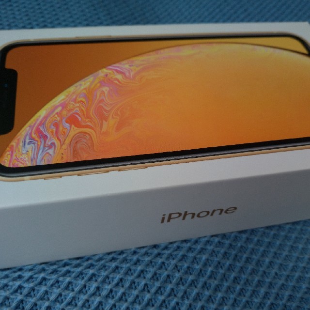 新品　simフリー
iphone XR 128GB　イエロー　iPhonexr