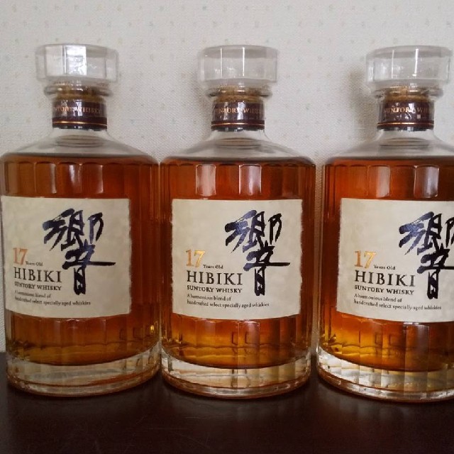 超歓迎された サントリー - 響17年箱付き700ml ウイスキー