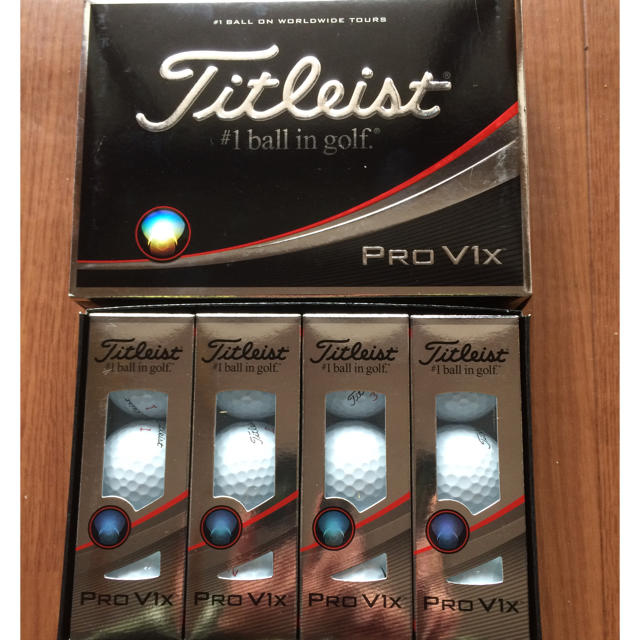 Titleist(タイトリスト)のタイトリストボールPRO Ｖ1x チケットのスポーツ(ゴルフ)の商品写真