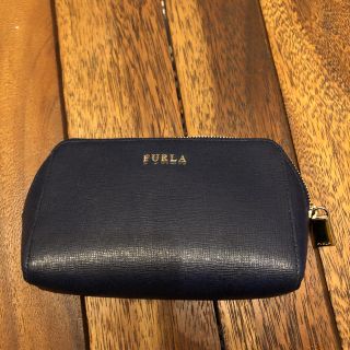 フルラ(Furla)のFURLA紺色ポーチ(ポーチ)