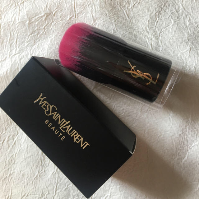 Yves Saint Laurent Beaute(イヴサンローランボーテ)のおこめ様専用ページ コスメ/美容のベースメイク/化粧品(その他)の商品写真