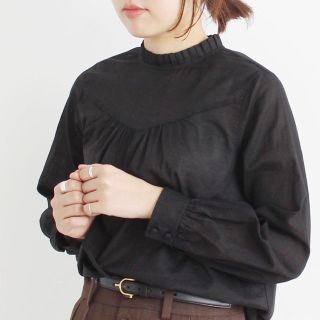 フィグロンドン(fig London)のfiglondon フリルブラウス(シャツ/ブラウス(長袖/七分))