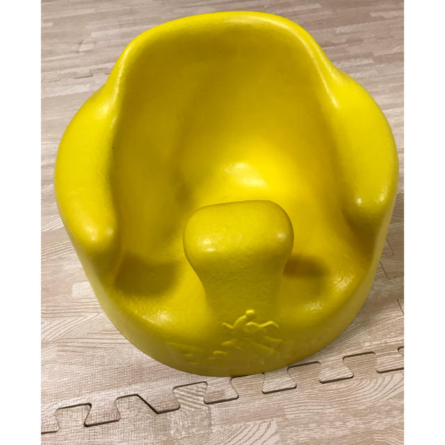 Bumbo(バンボ)のニャンちゅう様専用★バンボ イエロー キッズ/ベビー/マタニティの授乳/お食事用品(その他)の商品写真