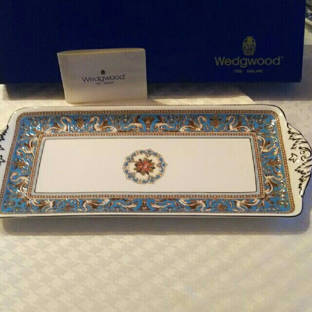 WEDGWOOD ウェッジウッドフロレンティーンターコイズ サンドイッチ 