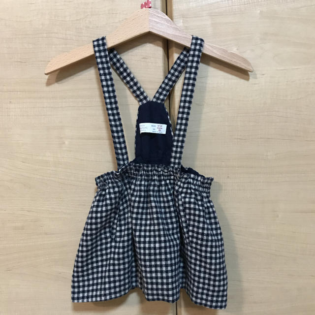 ZARA KIDS(ザラキッズ)の美品 ZARA baby ギンガムチェックジャンパースカート 80 キッズ/ベビー/マタニティのベビー服(~85cm)(ワンピース)の商品写真