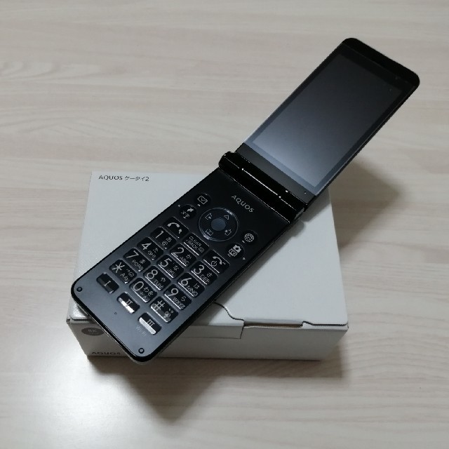 グリーン・ホワイト系 完成品♪ ☆新品未使用☆ AQUOS ケータイ2 601SH 黒 通販