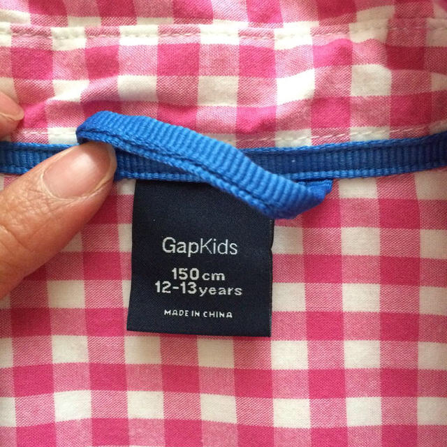 GAP(ギャップ)のGAP ピンクチェックシャツ レディースのトップス(シャツ/ブラウス(長袖/七分))の商品写真