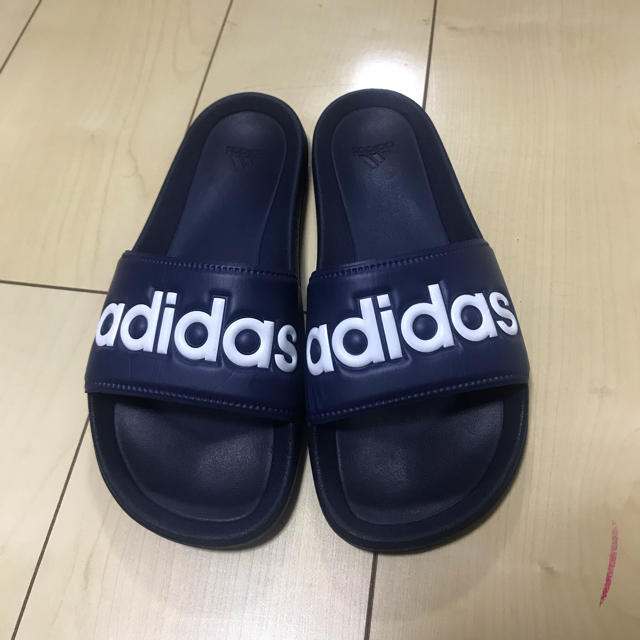 adidas(アディダス)の新品未使用❗️アディダス❗️ベナッシ❗️ メンズの靴/シューズ(サンダル)の商品写真