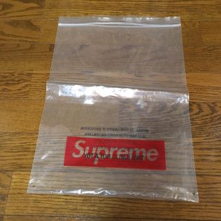 シュプリーム(Supreme)のSupreme ジッパー付き袋(ショップ袋)