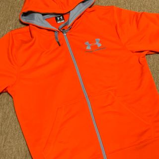 アンダーアーマー(UNDER ARMOUR)のこてつ様専用(パーカー)