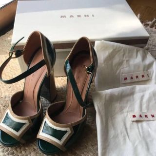 MARNI(ミュール)のフリマアイテム一覧 MARNI(ミュール)のフリマアイテム一覧