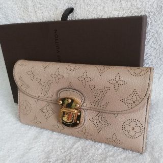 ルイヴィトン(LOUIS VUITTON)のルイ・ヴィトン アメリア マヒナ モノグラム ベージュ 財布(財布)