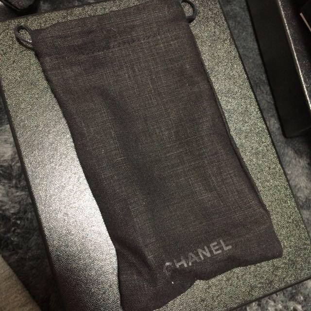 CHANEL(シャネル)のCHANEL❤️布製サングラスケース レディースのファッション小物(サングラス/メガネ)の商品写真