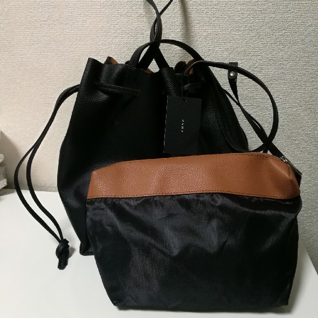 ZARA(ザラ)のZARAビッグサイズソフトレザートートバッグ レディースのバッグ(トートバッグ)の商品写真