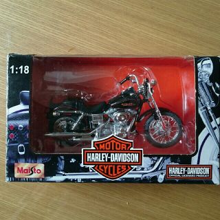 ハーレーダビッドソン(Harley Davidson)の専用です★ハーレーダビッドソン 1:18
バイクフィギュア(模型/プラモデル)