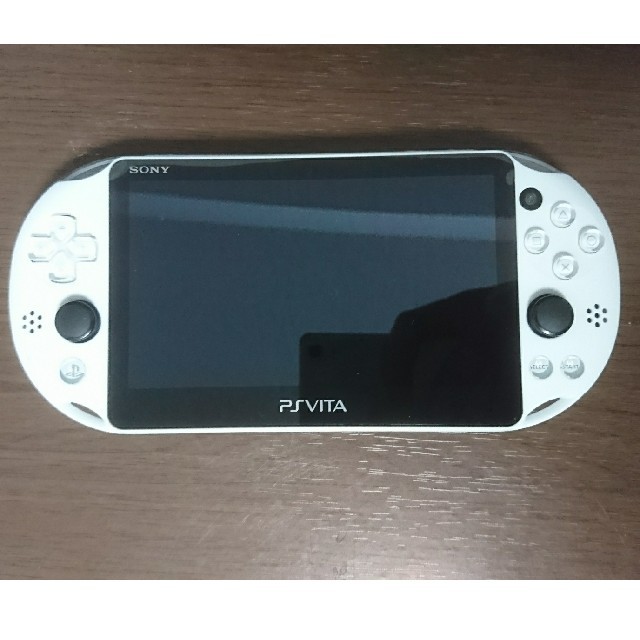 PSVITA 2000 16GBメモリーカード付 グレイシャー ホワイト