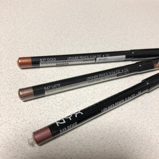 NYX スリムペンシルリップライナー 全８色 コスメ/美容のベースメイク/化粧品(リップライナー)の商品写真