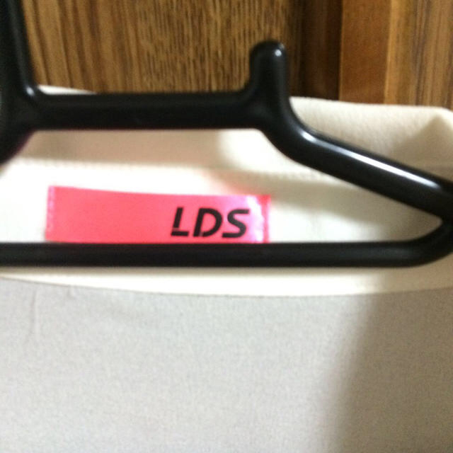 LDS(エルディーエス)の白シャツ レディースのトップス(シャツ/ブラウス(長袖/七分))の商品写真