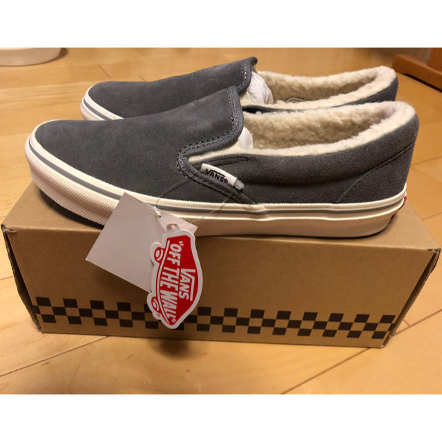 VANS(ヴァンズ)の新品未使用 VANS SLIP ON V98CL MTN2 23.5 グレー レディースの靴/シューズ(スニーカー)の商品写真