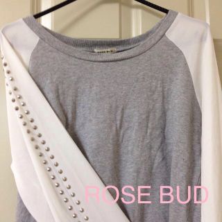 ローズバッド(ROSE BUD)のROSE BUD 美品 スタッズ (カットソー(長袖/七分))