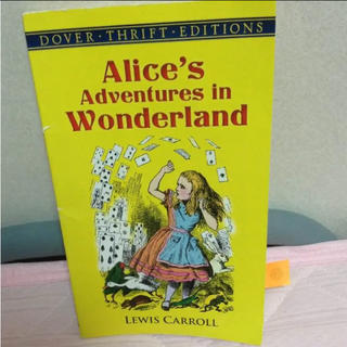 ディズニー(Disney)のAlice's adventures in wonderland 洋書(洋書)
