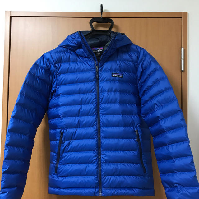 patagonia - 新品 パタゴニア ダウンセーター フーディ バイキングブルー Sの通販 by slugger03mavericks's