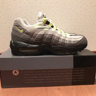 ナイキ(NIKE)のイエローグラデ(スニーカー)